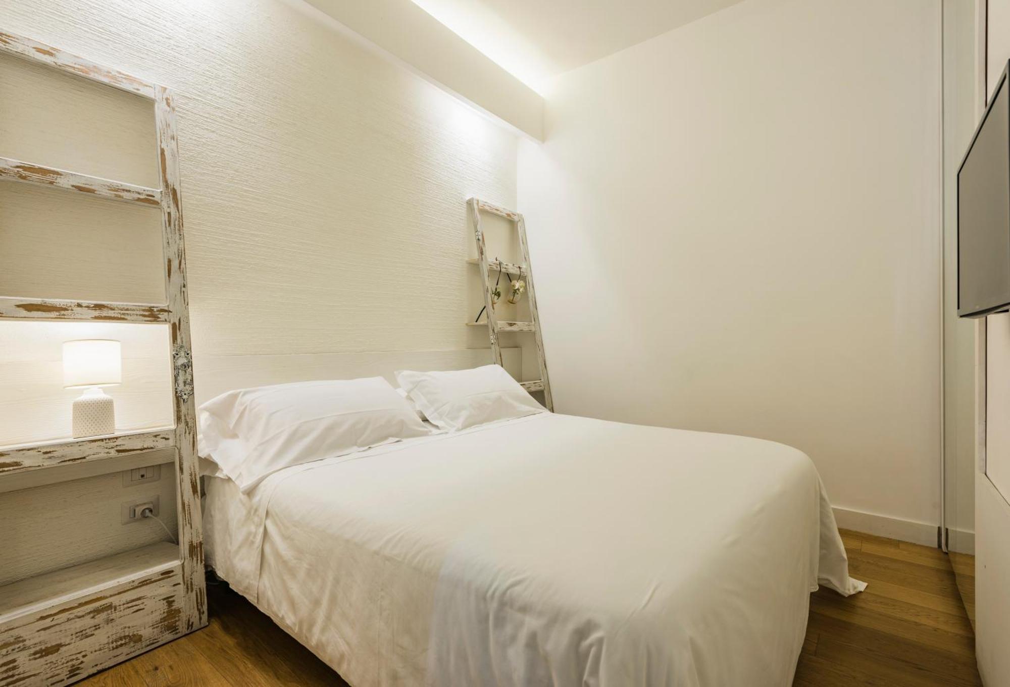 Ferrini Home - Suites Catania Bagian luar foto