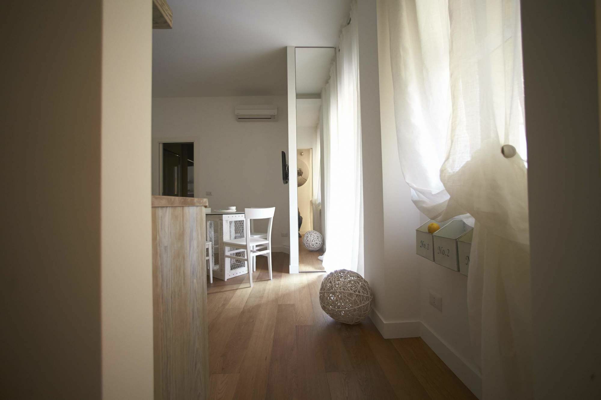 Ferrini Home - Suites Catania Bagian luar foto