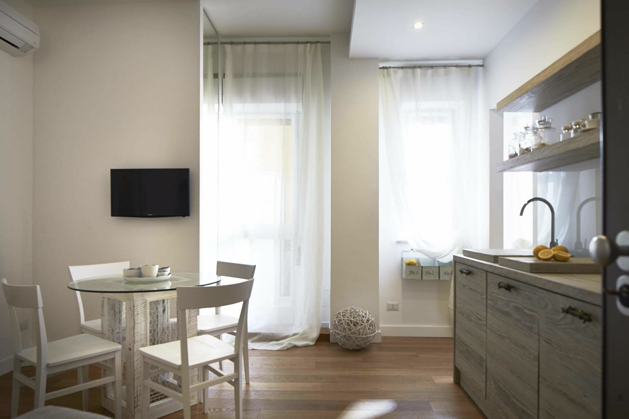 Ferrini Home - Suites Catania Bagian luar foto